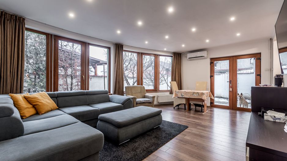 Vilă modernă 4 camere,  3 bai – Zimandcuz, jud. Arad - COMISION 0 - Poză 1