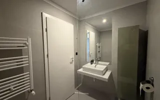 INCHIRIERE 4 CAMERE | ONE NORTH LOFT | MOBILAT SI UTILAT LUX | LOC PARCARE | - Poză 32