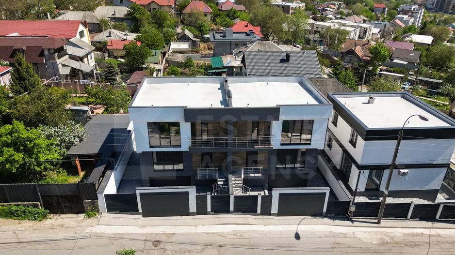 Casă / Vilă cu 3 camere de vânzare în Centru, Chișinău - Poză 4