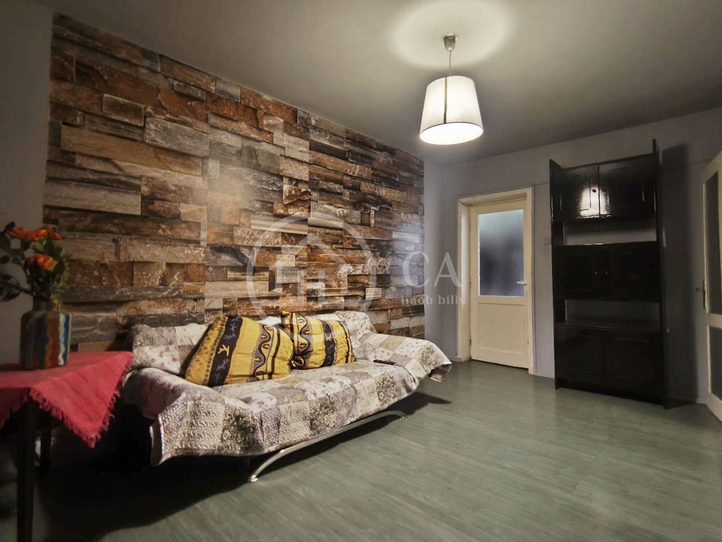 Apartament de închiriat cu 3 camere in zona Rogerius, Oradea - Poză 3