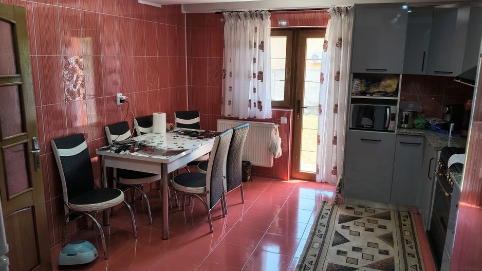 vila ind. 4cam(p+1+pod locuibil)3bai,mob-util/7min metrou DLeonida - Poză 17