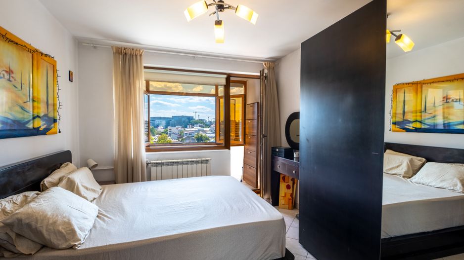 Apartament de 3 camere, la 10 minute de mers pe jos de Piața Unirii. - Poză 4