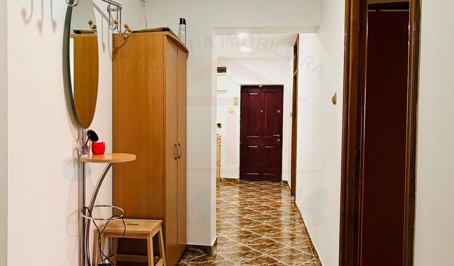 De vanzare apartament cu 4 cam dec. in Galati, piata Centrala, etaj5/7 - Poză 10