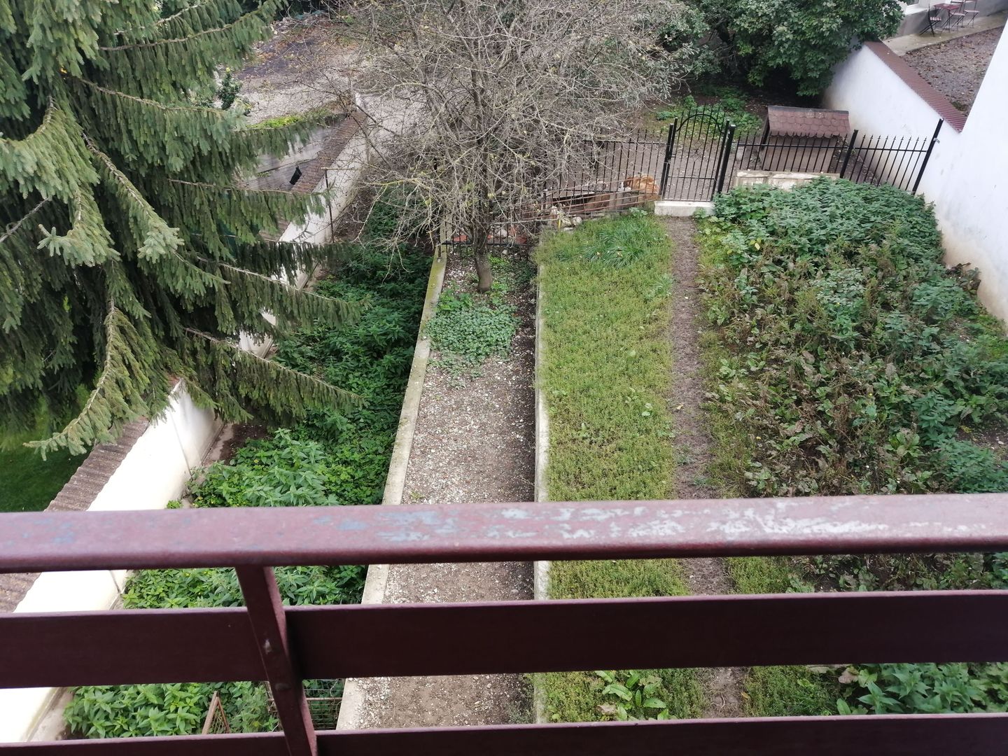 Casa in zona Sirul Livezii - Roata Norocului - Poză 22