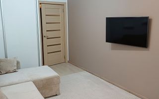 Apartament cu 2 camere si 3 balcoane - Tudor Vladimirescu - 500€ - Poză 1