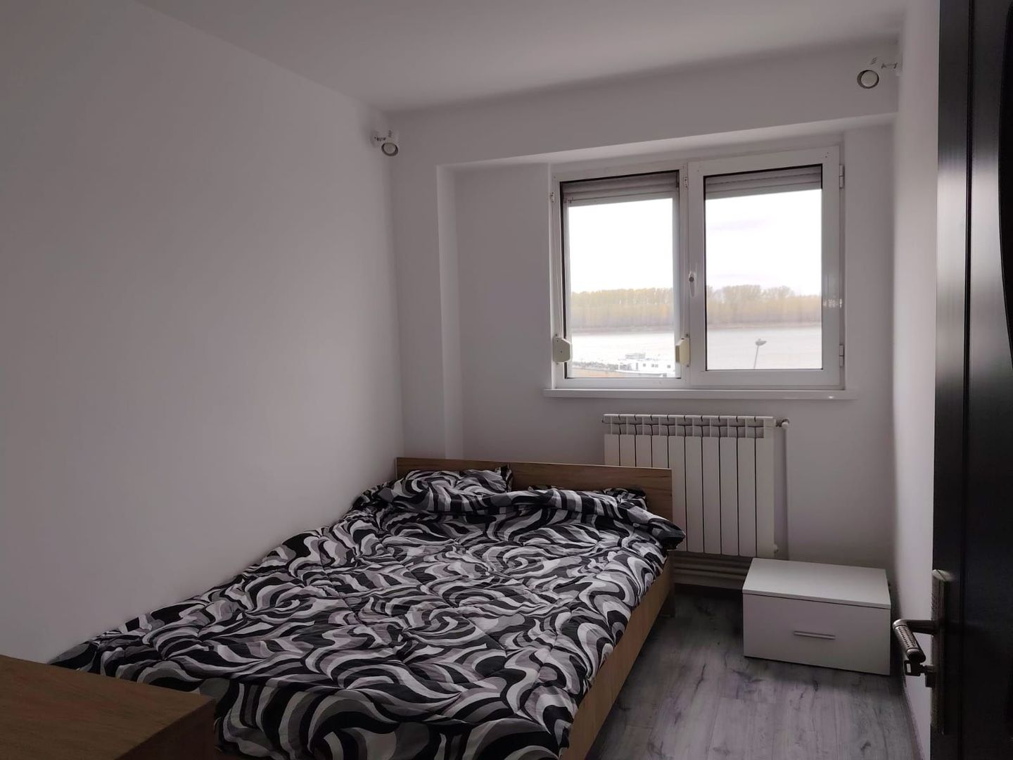 Inchiriez apartament 3 camere - Poză 7