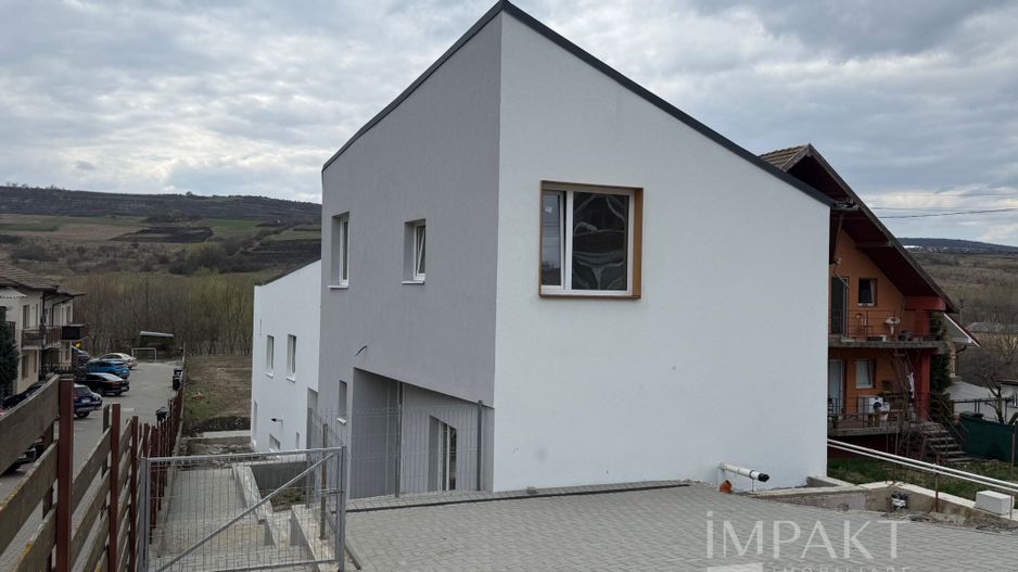 De Vânzare Duplex pe Strada Oașului! - Poză 1