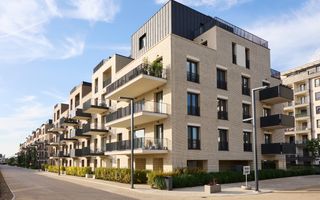 Vânzare, apartament cu 3 camere, rond OMV - Poză 1