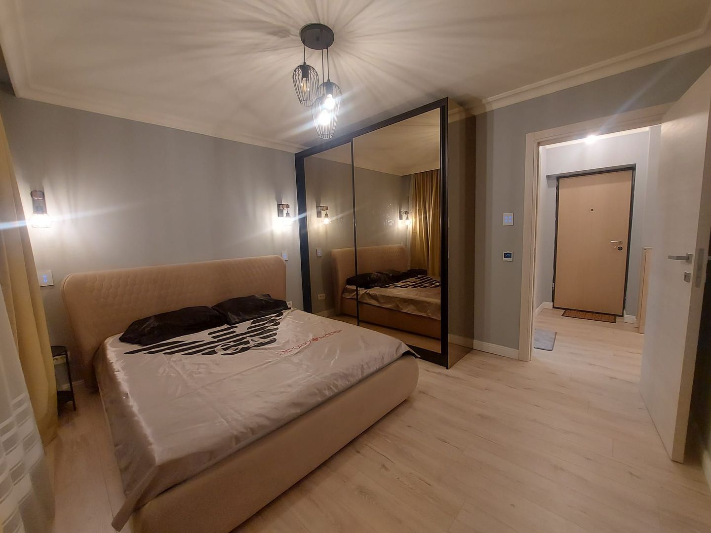 Smart Boutique / Finisaje Premium | Mihai Bravu - Mall Vitan - Poză 6