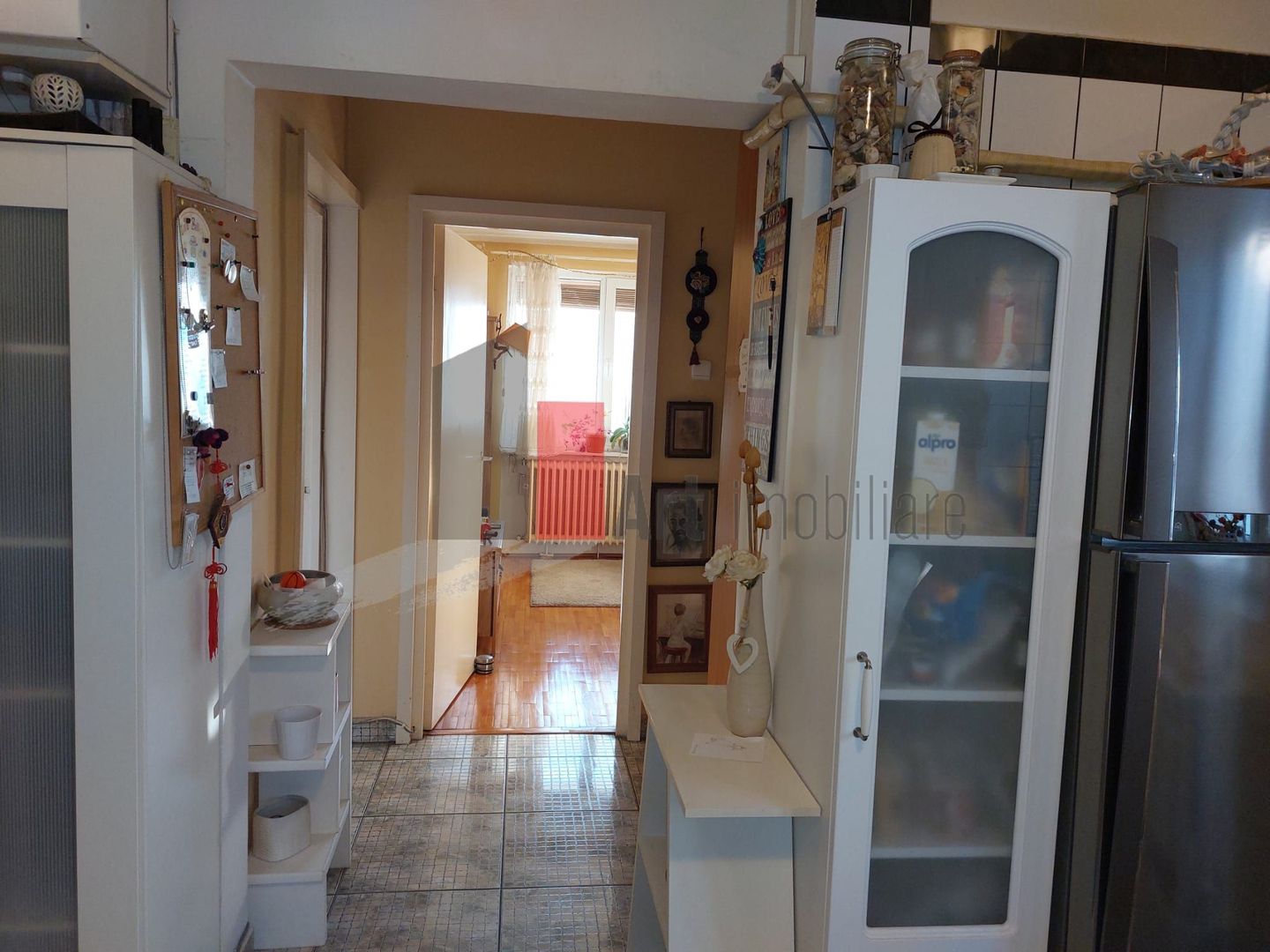 Apartamentul "ETROIT" , intimitate si confort, bloc reabilitat termic - Poză 17