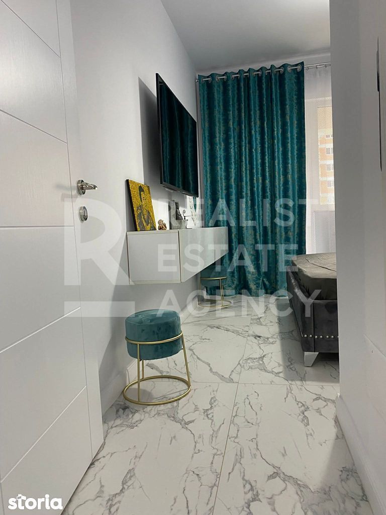 Vânzare, apartament 2 camere, zona Titan - Poză 3