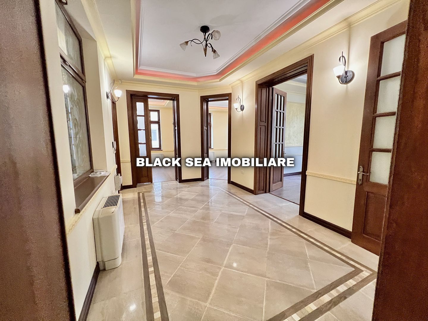 Spațiu Ultracentral 4 Camere – Ideal pentru Birouri / Alte Activitati - Poză 8