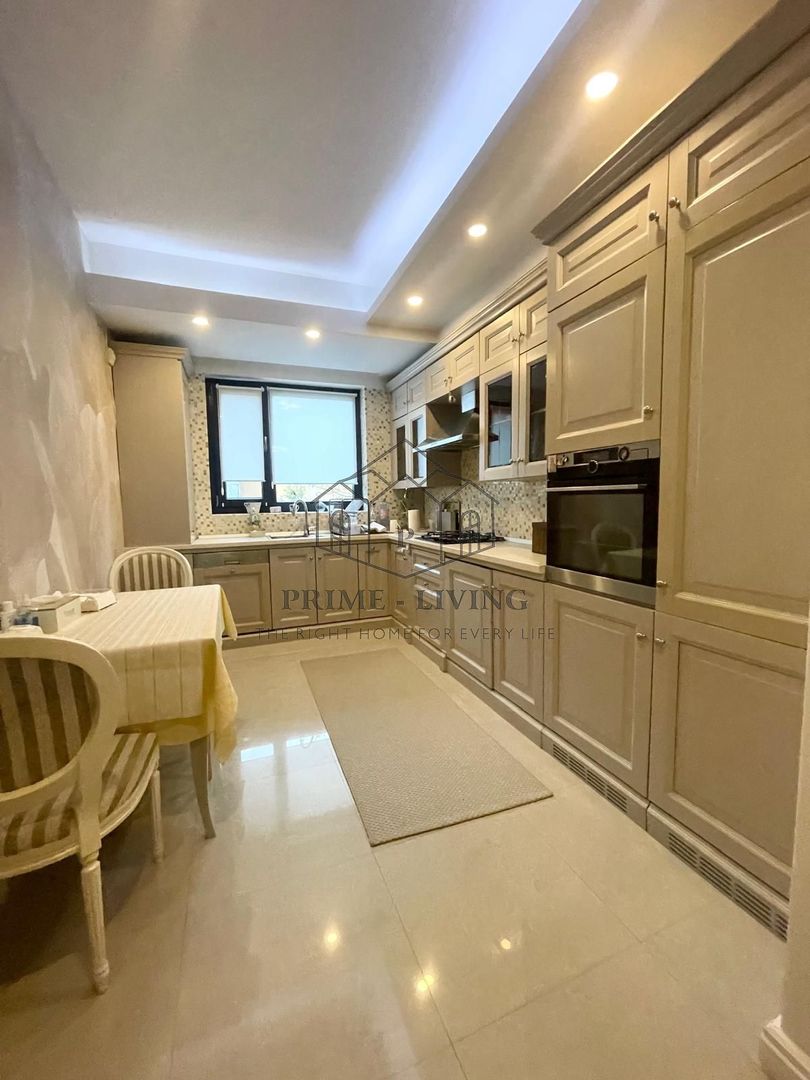 APARTAMENT SUPERB CU 4 CAMERE CU VEDERE SPRE PARCUL VERDI - Poză 10