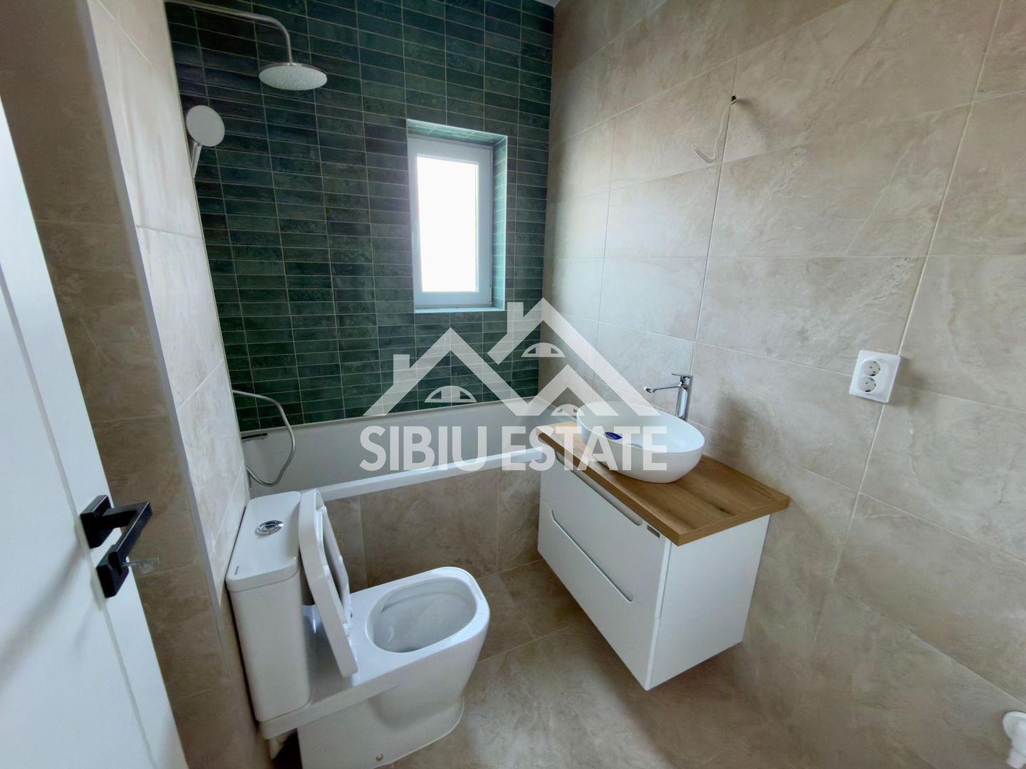 Apartament modern decomandat cu 2 camere si balcon în Șelimbăr - Poză 4