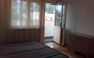 Apartament 3 camere, Bd. Carol I, vizavi de Hotel Montana, centrul Sinaiei - Poză 7