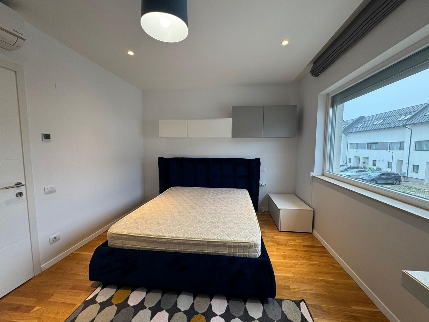 VILA 5 CAMERE,  2 LOCURI DE PARCARE -NEW POINT VILLAGE - Poză 9