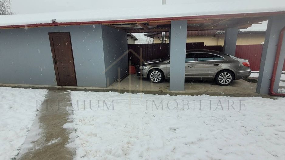 Casă P+M de vânzare la 11 km de Onesti spre Bacau - Poză 12