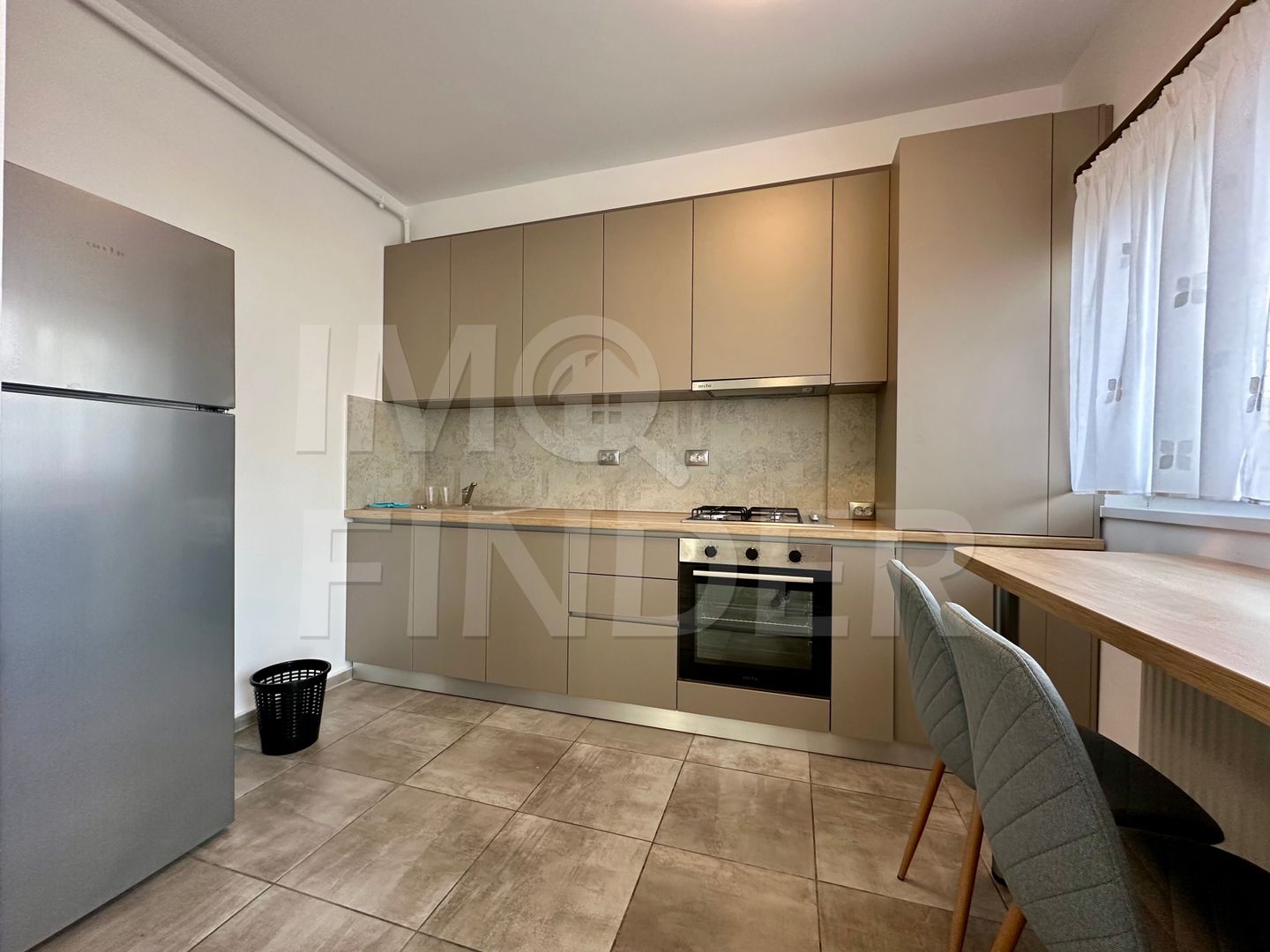 Inchiriere 2 camere Borhanci 60 mp plus terasa, parcare - Poză 5