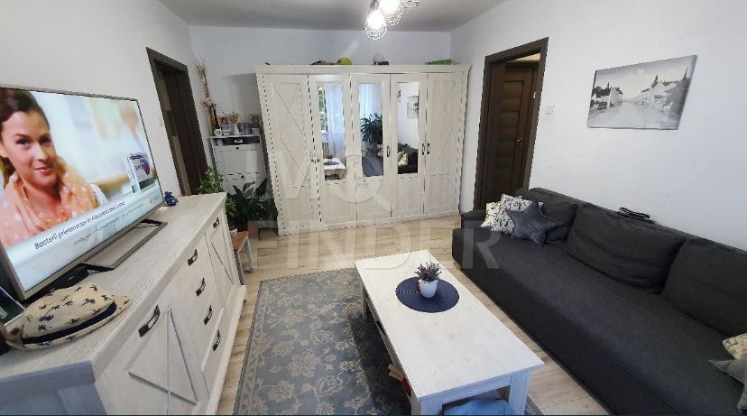 Vanzare 2 camere Gheorgheni, etaj 2, zona Politiei Rutiere - Poză 2