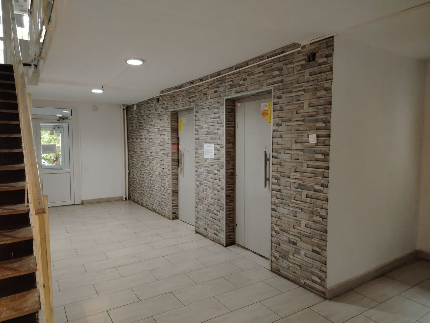 Mall Vitan Casa de Pensii - Poză 1
