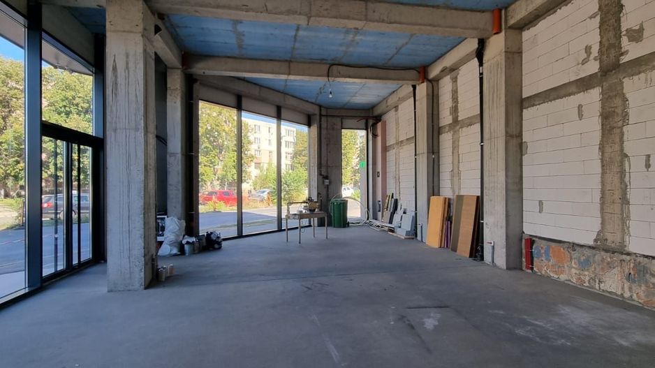 Spațiu Versatil 555 mp – Clinici, Birouri, Fitness - Poză 11