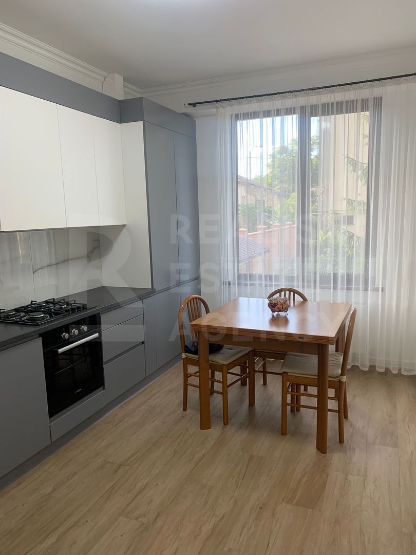 Chirie, apartament, 2 camere, strada Alexei Şciusev, Centru - Poză 4