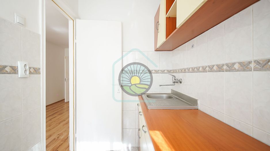 Garsonieră gata de mutat / închiriat – etaj 1, sud, centrală proprie - Poză 5