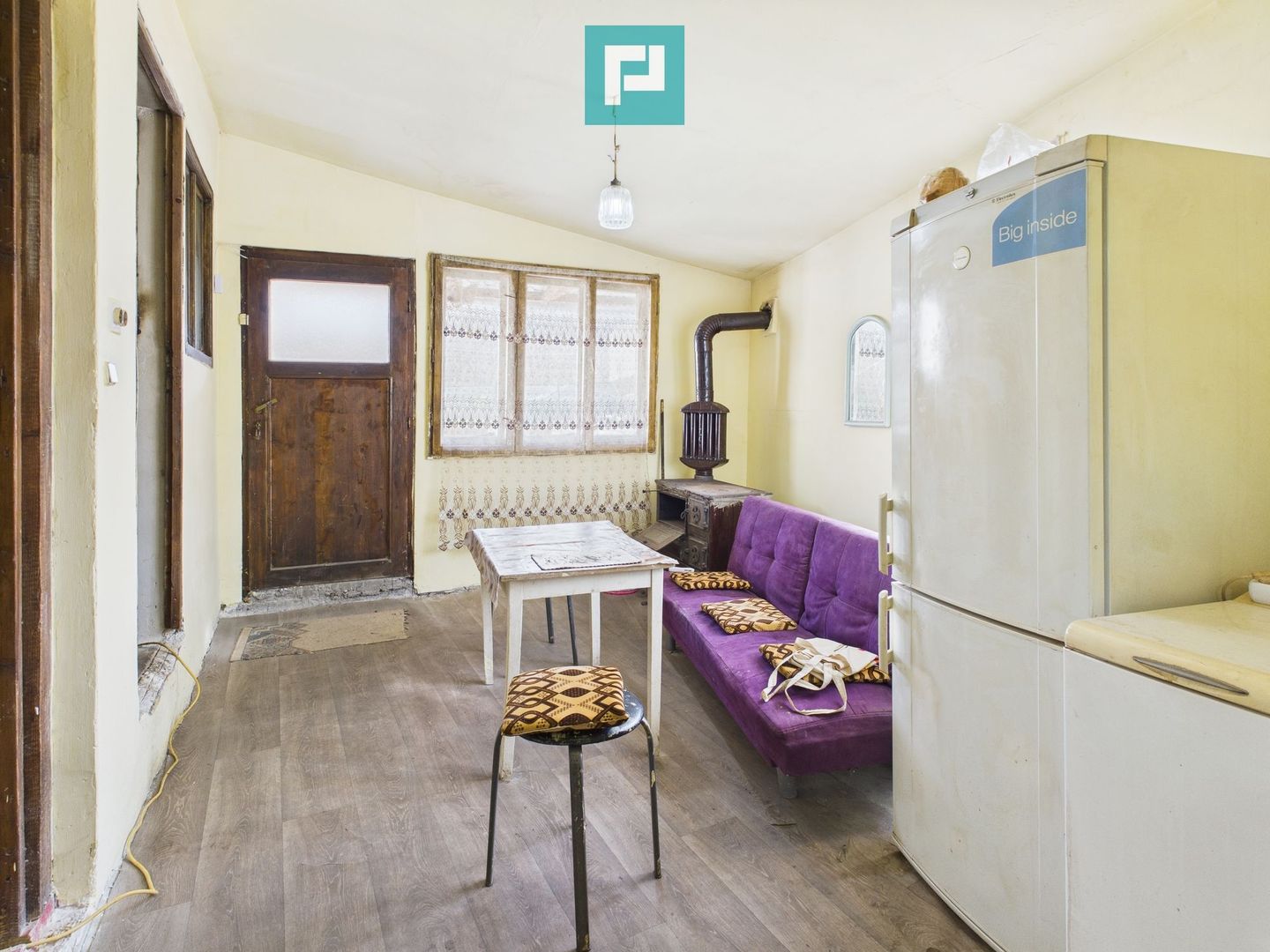 Casuță cu priveliște panoramică spre Cetatea Șiria - Poză 8