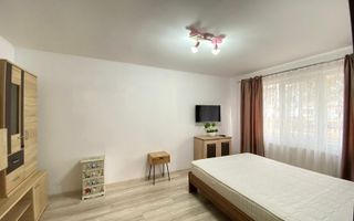 Apartament modern cu 2 camere, situat in zona Albina - Poză 2