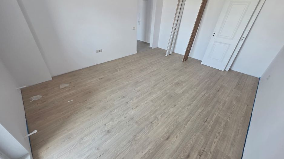 AP. 2 CAMERE - ACTE GATA, BUCATARIE INCHISA, LOC PARCARE, COMISION 0% - Poză 7