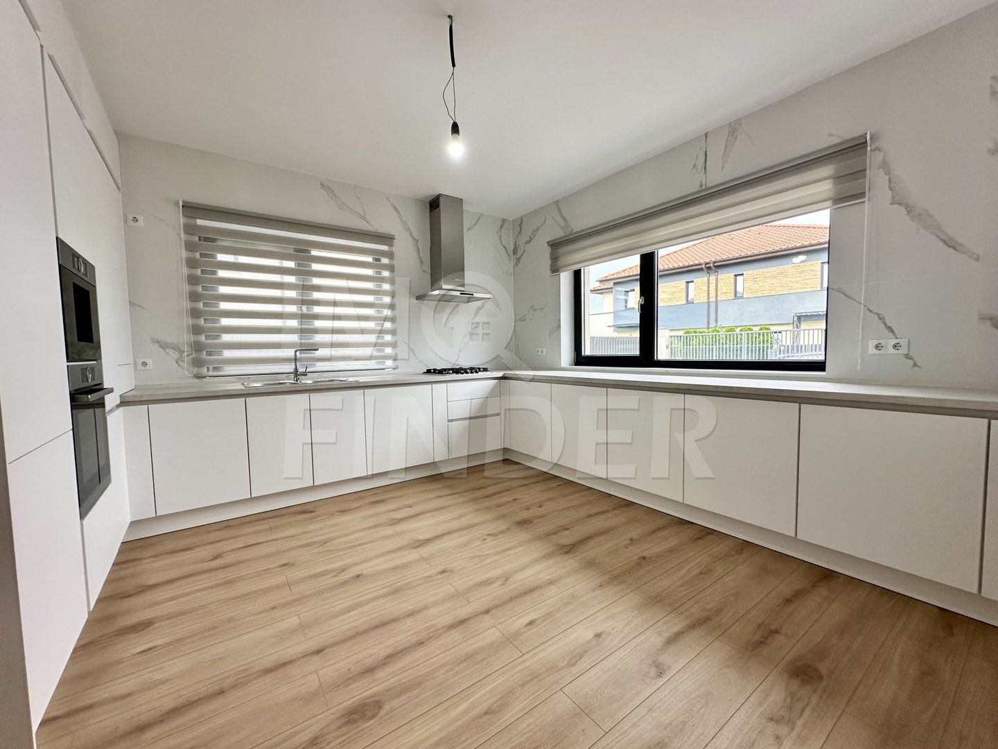 PRIMA INCHIRIERE-  Vilă ultrafinisată zona Hotel Stil - Poză 1