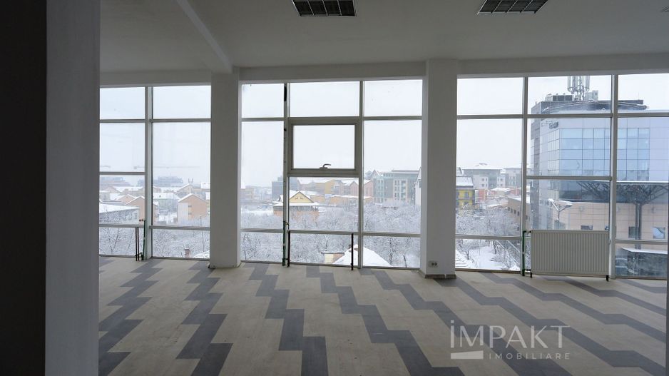 Cladire de birouri cu  spatii vitrate generoase in Zorilor. - Poză 5
