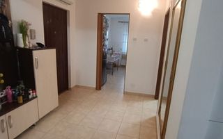 Vând apartament 3 camere MICRO 17 - Poză 3