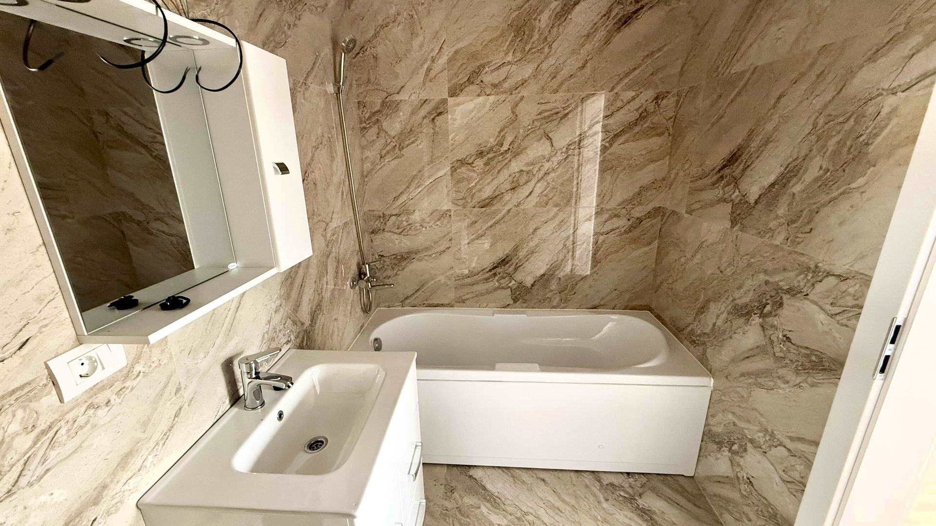 DUPLEX PE PARTER - Poză 8