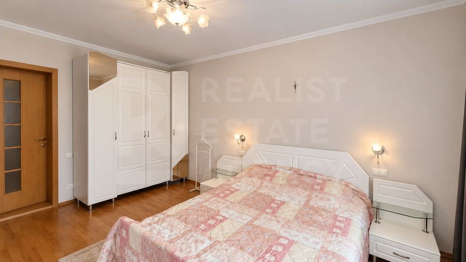 Chirie, casă, 5 camere, Strada Guţu Valentin, Centru - Poză 9