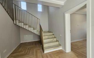 Casa generoasa, amenajari moderne - gata de mutare - Poză 19