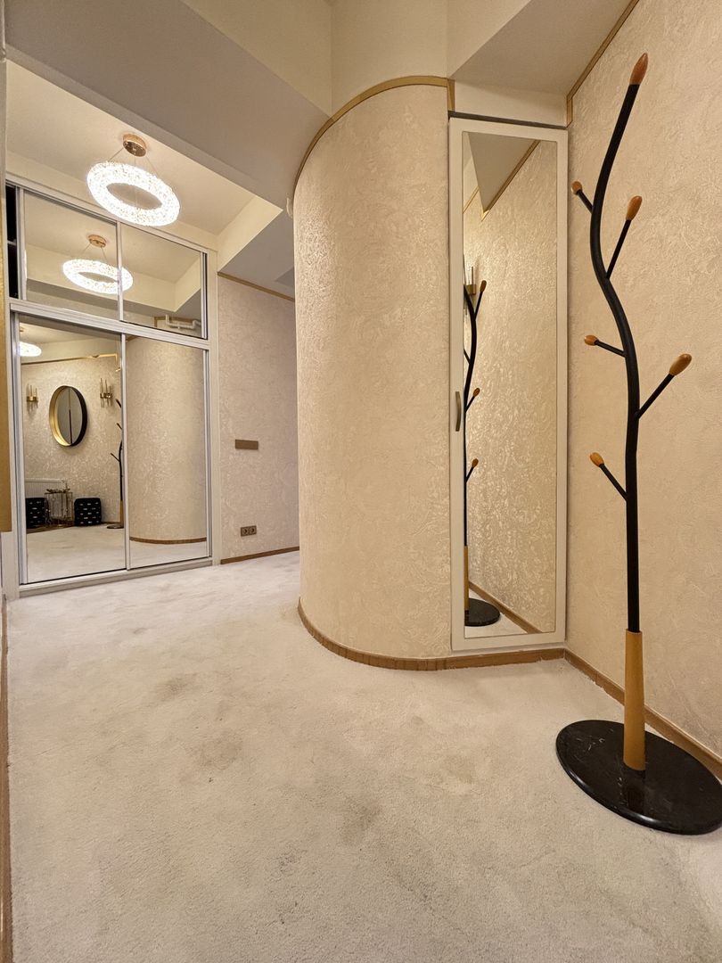 Apartament spectaculos 120 mp | Panorama către oraș | 2 Locuri Parcare - Poză 6