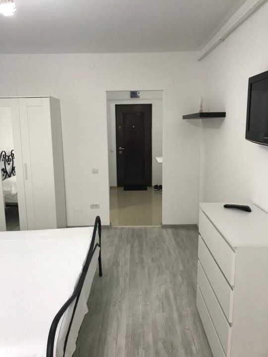 Garsoniera Tiglina 1, etaj 1 renovata recent - Poză 2