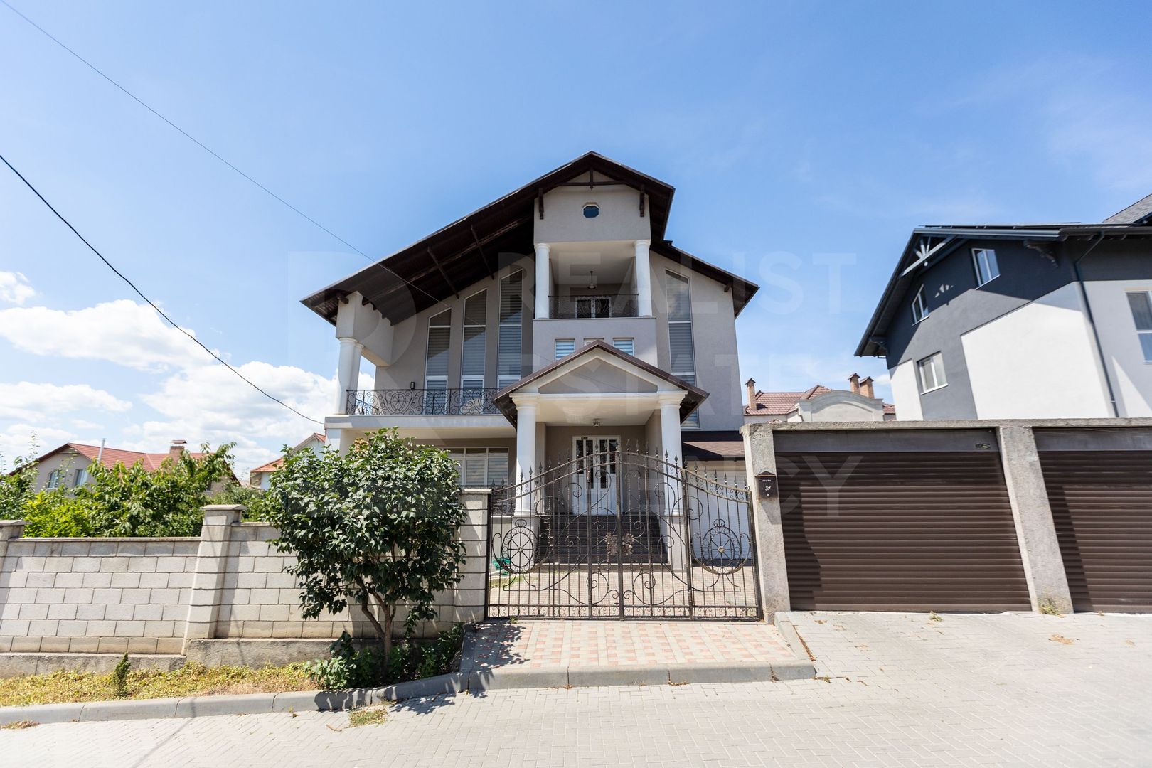 Vanzare, casă, 10 camere, str. Ihil Șraibman, Râșcani - Poză 1