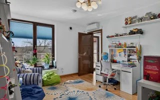 Vila cu design spectaculos, tehnologie smart & lifestyle complet - Poză 70