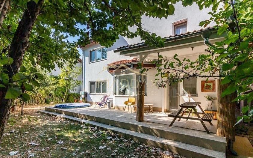 Vila *5 camere* // Pipera - Poză 1