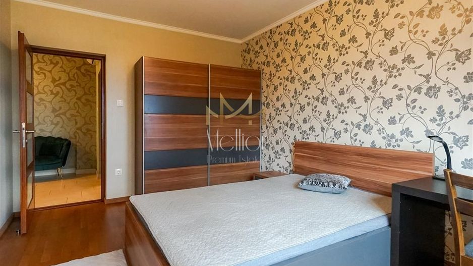 ?** Apartament modern si spatios cu 4 camere panorama Gruia ** - Poză 10