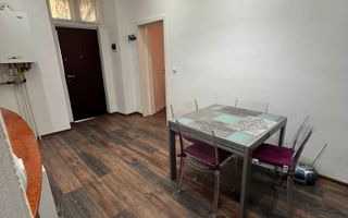 Apartament Renovat Complet 2 camere-et 1-parcare-curte comuna-Central - Poză 3