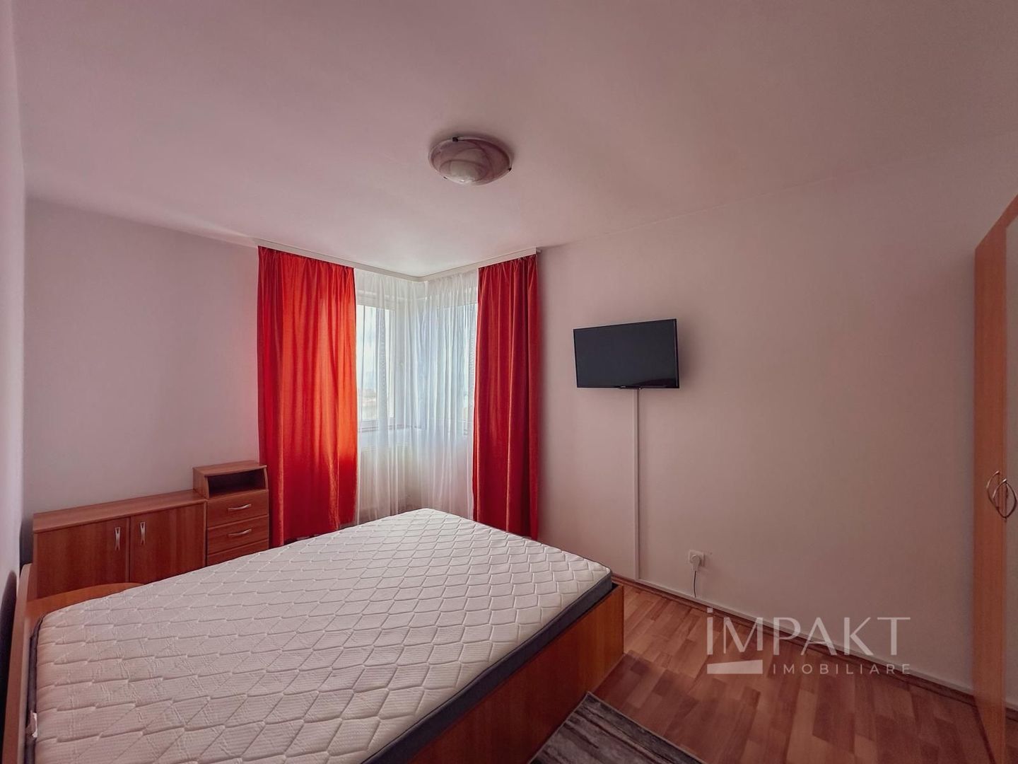 2 camere de inchiriat, parcare, aer conditionat, Andrei Muresanu - Poză 3