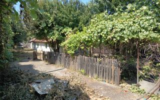 Casa demolabila+Teren generos 546 mp in Bartolomeu,ideal pentru investitie - Poză 1