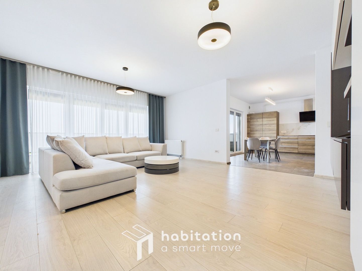 Penthouse elegant si primitor, cu un view spectaculos, in zona Lipovei - Poză 2