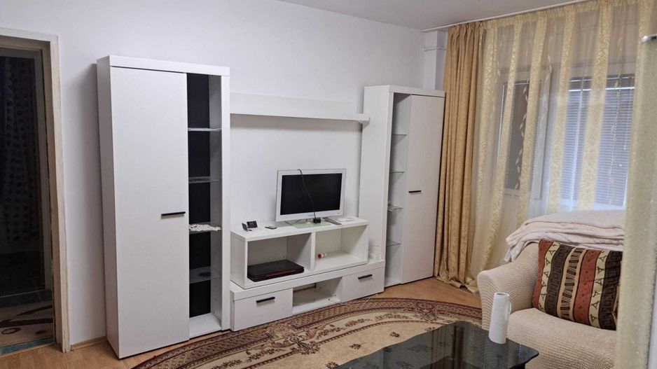 De Închiriat: 2 Camere Decomandat | Metrou Tineretului & Timpuri Noi | - Poză 1