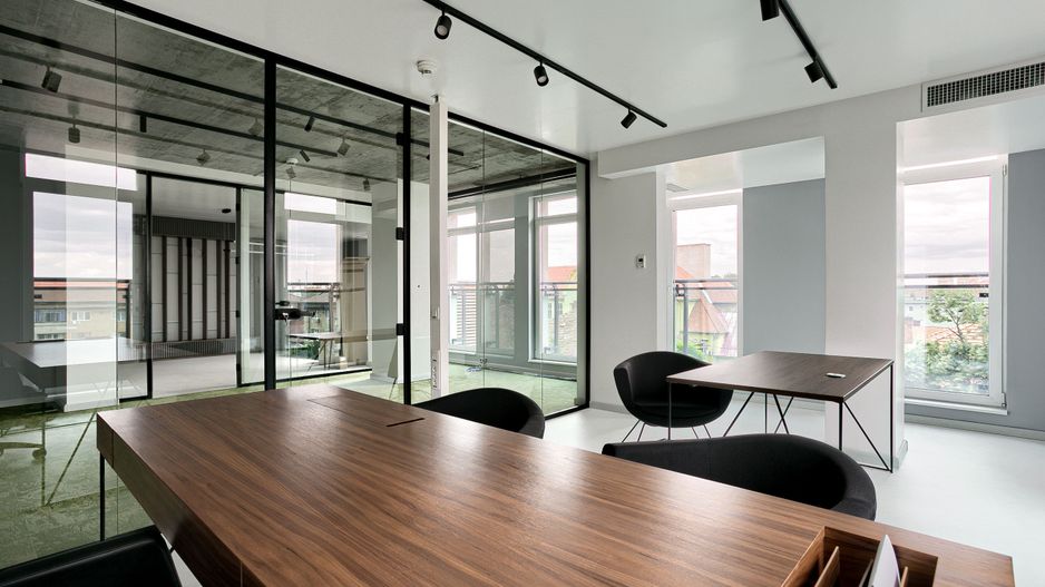 De vânzare spațiu de birouri Ultracentral în Arad - Poză 3