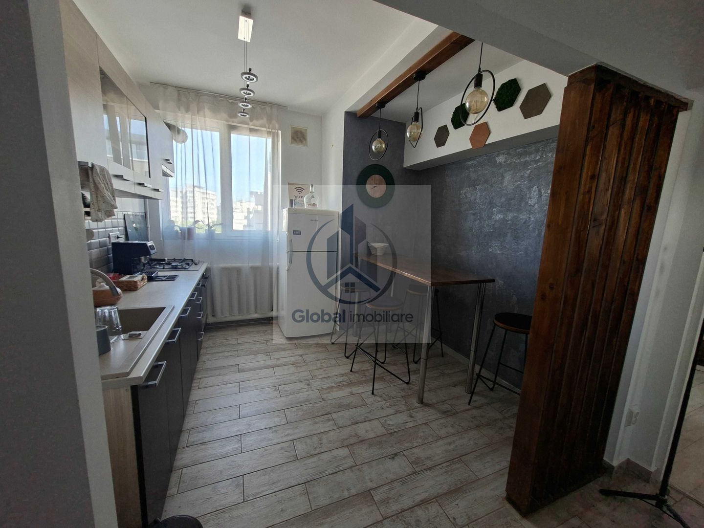 Proprietar, inchiriez ap. 3 camere, complet mobilat si utilat, metrou Basarab,  650 Euro - Poză 6