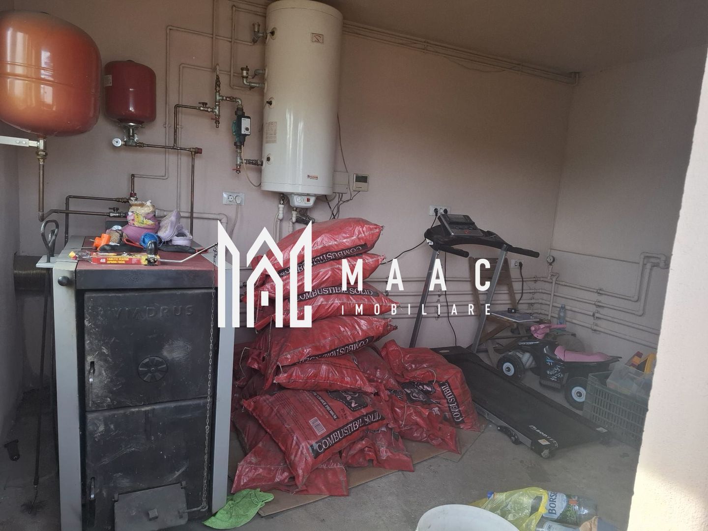 Casă 4 camere | Mănăilești, Vâlcea | 134 mp, teren 1.556 mp - Poză 15